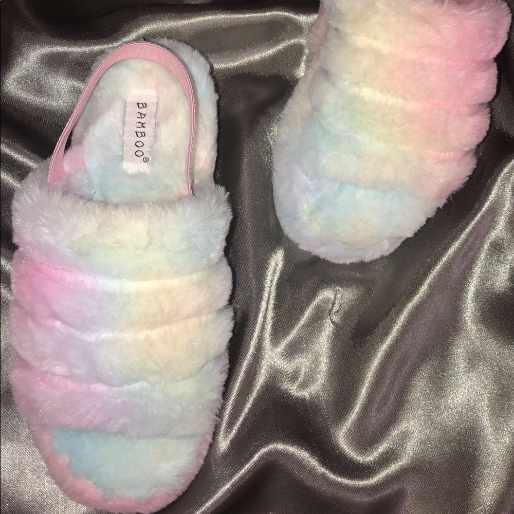 Warm Fuzzy Slides 🥰